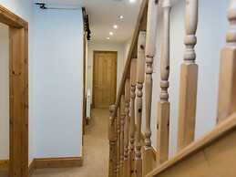 6 Abbey Terrace