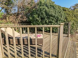 Seaport Lodge