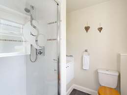 1 Springwater View