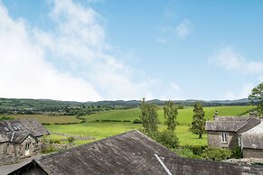 5 The Granary