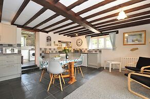 Trevenning Barn