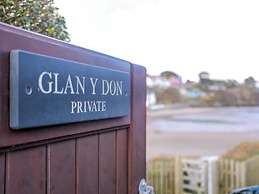 Glan Y Don