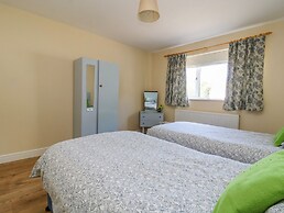 1 Pines Farm Cottages