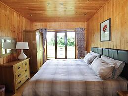 Barn Shelley Lodge