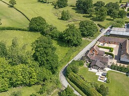 The Olde Cowshed