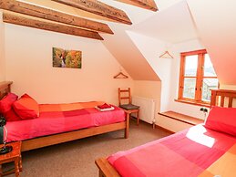 Bugaboo Cottage