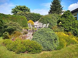 Silverdale Mount