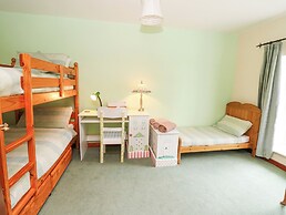 Derwen Villa