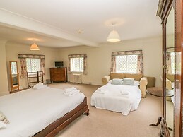 Hoath House