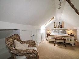 Woodend Annexe