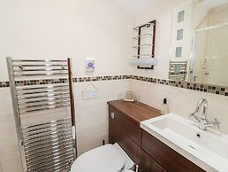 Bryn Derw Holiday Cottage