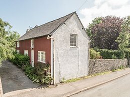 The Old Schoolhouse and Cottage