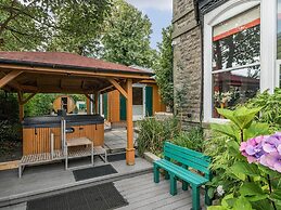 Eden Lodge