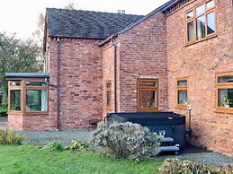 Lake View Cottage