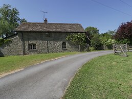 Lower Court Byre