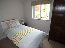 Pebworth Cottage