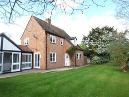 Pebworth Cottage