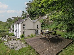 Teifi House