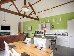 2 Beacon View Barn