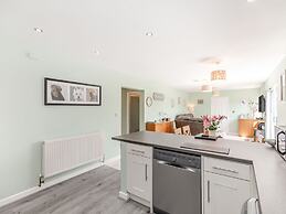 Kingfisher Lodge
