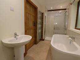 Ploony Hill Lodge