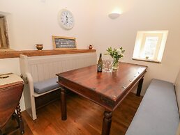 Broadwood Barn