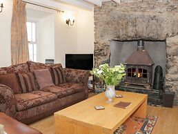Bryn Dedwydd Farmhouse