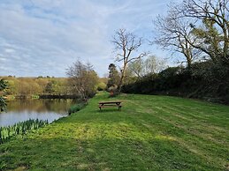 Kingfisher Cottage