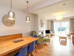 Holly Cottage
