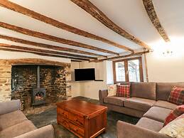 Lower West Curry Farmhouse