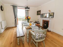 Oakwood House