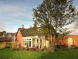South Lodge