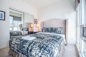 Sarkar Suites - Maple Leaf Square