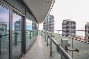Sarkar Suites - Entertainment District