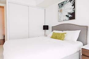 Sarkar Suites - Downtown Apartments