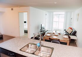 Sarkar Suites - Downtown Apartments