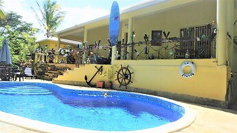 2 Bedroom 'Bird Watching Vacation' Villa