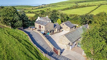 Elm Lodge