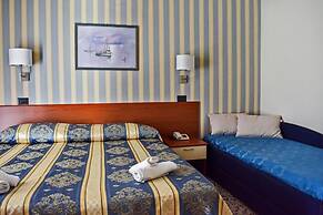 Hotel Dear