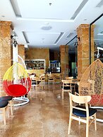 An Thuyen Hotel