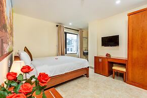 An Thuyen Hotel