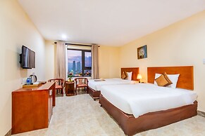 An Thuyen Hotel
