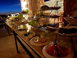Tetra Tree Hotel