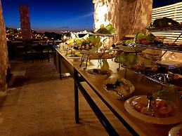 Tetra Tree Hotel