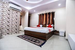 OYO 15259 Smart City
