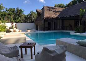 Xcacel Dreams Jungle Suites & Spa