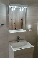 Mistral Apartments Aegina