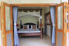 Ume Cantik Villa