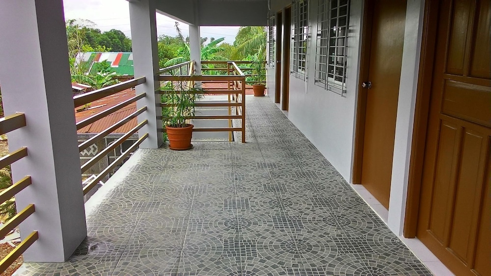 Emperor's Suites