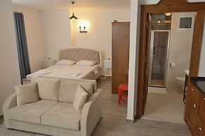 Brothers Cesme Hotel